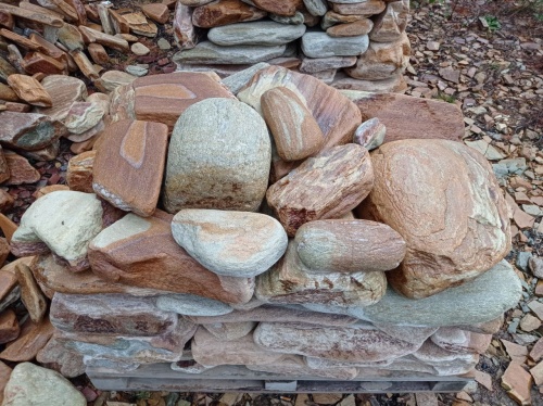 Златолит жёлтый, жёлто-зелёный глыбки и валуны для ланшафтного дизайна купить в Красноярск