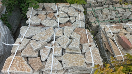 Плитняк гранитный галтованный купить в Красноярск