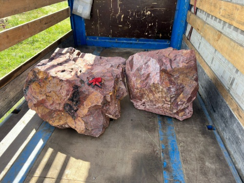 Ландшафтные глыбы красно-фиолетовые 200-1000 килограмм купить в Красноярск