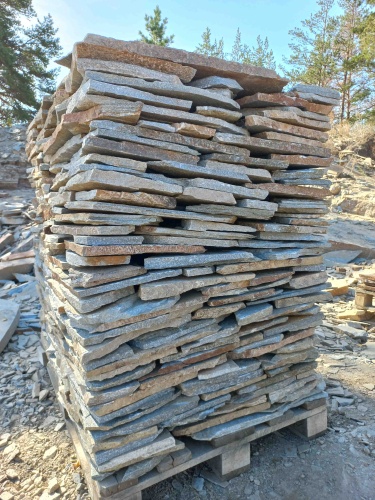 Плитняк златолит серебристый для цоколя, отмостки купить в Красноярск