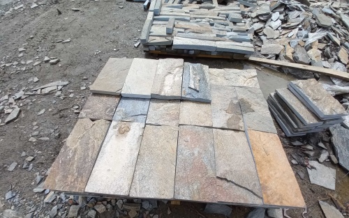 Плитка пилёная златолит Уральский для цоколя, отмостки купить в Красноярск