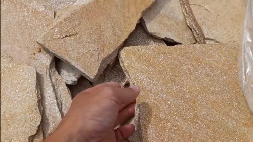 Плитняк златолит жёлтый золотистый для отмостки купить в Красноярск