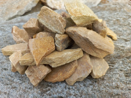 Златолит жёлтый декоративная каменная крошка купить в Красноярск